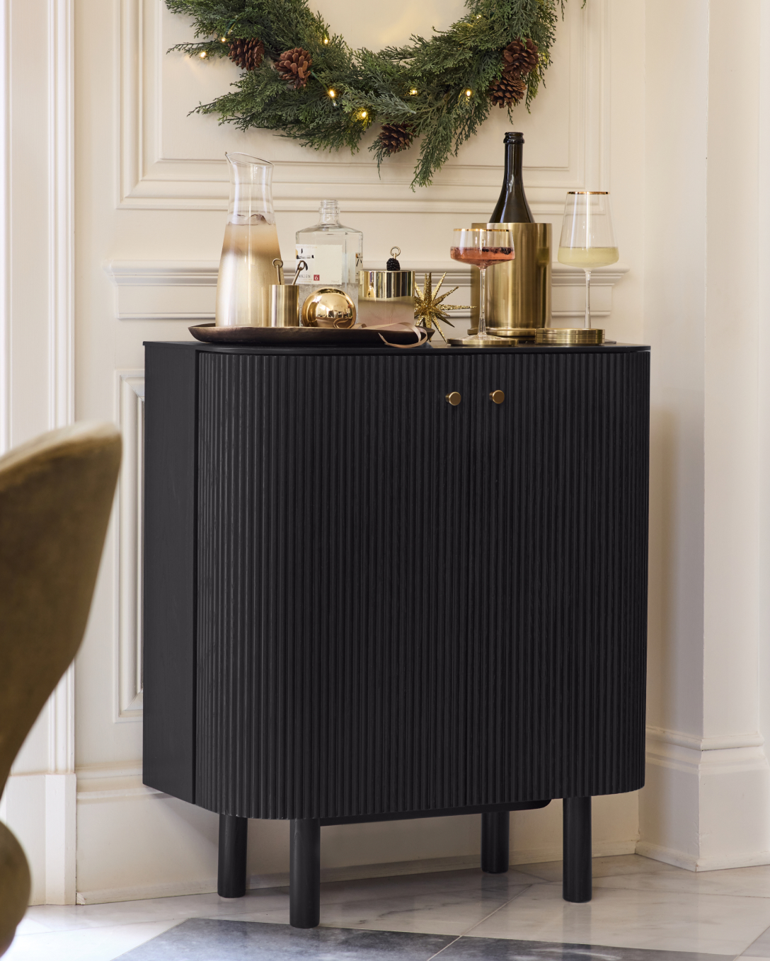 The Holiday Lookbook – West Elm Features